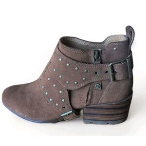 Caterpillar Anna Rose ankle Boots women's 7.5M Brown Suede 2 " Black heel lug